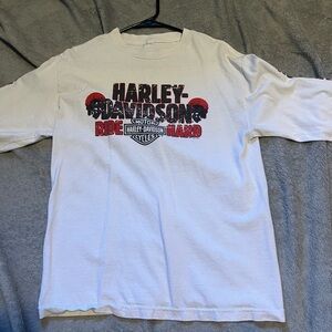 Large white long sleeve Harley Davidson shirt